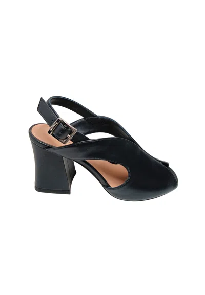 Pollini Sa16027c9enap000  Woman Nappa Black