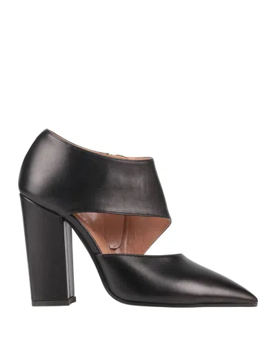Pollini Ankle Boots In Black