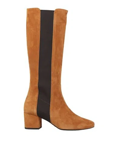 Pollini Woman Boot Camel Size 7 Leather In Sand