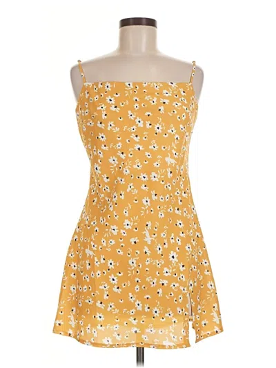 Pre-owned Polly Casual Dress In Yellow