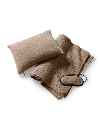 Polo Ralph Lauren Cashmere Cable-knit Travel Set In Neutral