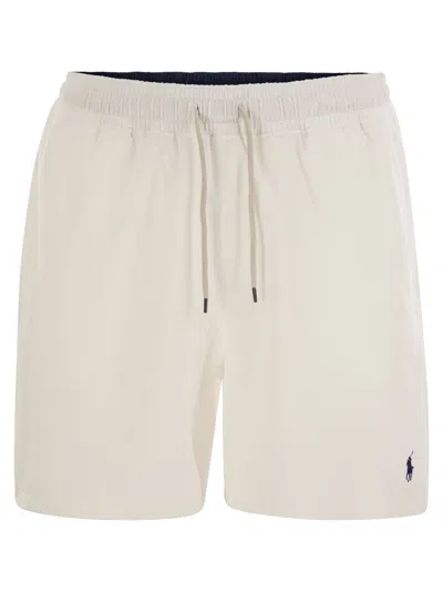 Polo Ralph Lauren Short En Velours Côtelé In White