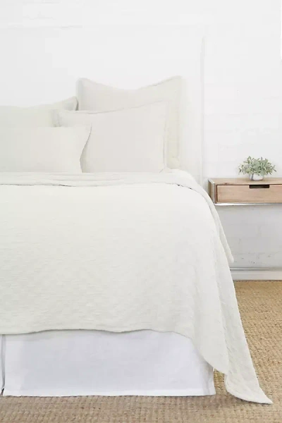 Pom Pom At Home Ojai Matelassé Coverlet In Neutral