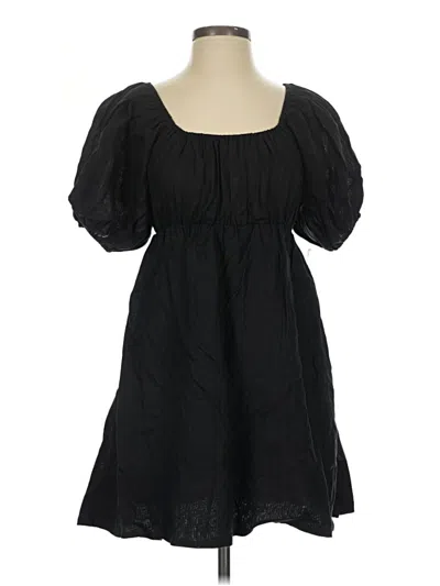 Pomander Place Casual Dress In Black