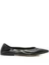 Pomme D'or Glove Pointed-toe Leather Ballet Flats In Black