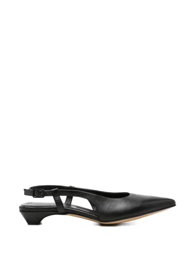Pomme D'or Pointed-toe Slingback Pumps In Black