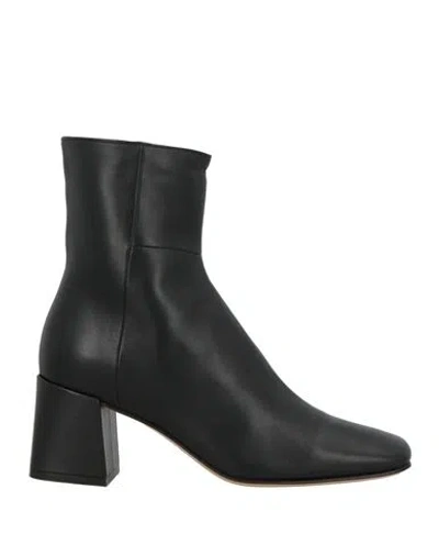 Pomme D'or Woman Ankle Boots Black Size 8 Leather