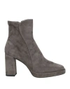 Pomme D'or Woman Ankle Boots Taupe Size 6 Leather In Grey