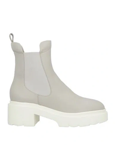 Pomme D'or Woman Ankle Boots Light Grey Size 8 Calfskin In Gray