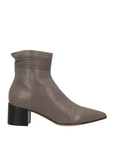 Pomme D'or Woman Ankle Boots Taupe Size 8 Leather In Gray