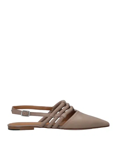 Pomme D'or Ballet Flats In Pink