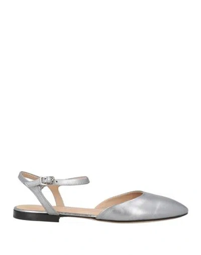 Pomme D'or Woman Ballet Flats Silver Size 8 Leather