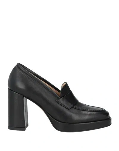 Pomme D'or Woman Loafers Black Size 10.5 Leather