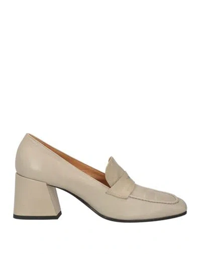 Pomme D'or Woman Loafers Sage Green Size 10.5 Soft Leather