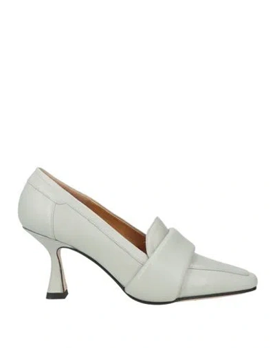 Pomme D'or Woman Loafers Sage Green Size 7 Leather