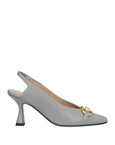 Pomme D'or Woman Pumps Grey Size 7 Leather