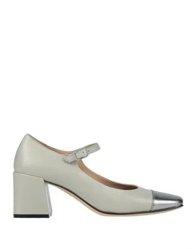 Pomme D'or Woman Pumps Light Grey Size 8 Leather In Gray