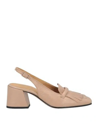 Pomme D'or Woman Pumps Blush Size 11 Leather In Beige