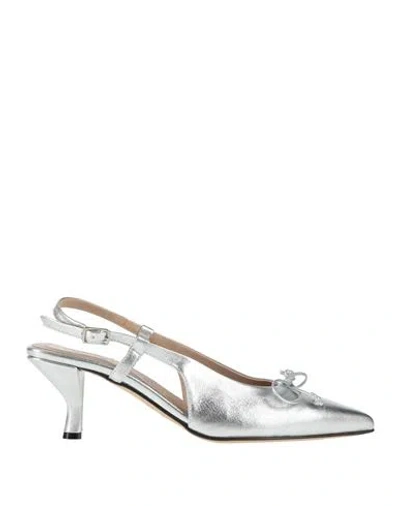 Pomme D'or Woman Pumps Silver Size 8 Leather In Multi
