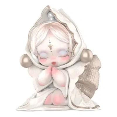 Pop Mart Skullpanda The Feast Begins Series Figure 'the Napkin' In Multi