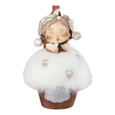 Pop Mart Skullpanda The Feast Begins Series Fragrance Pendant 'the Caddy Spoon' In White