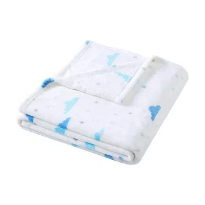 Poppy & Fritz Fleece Throw In White;blue