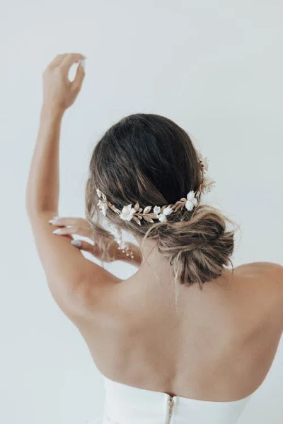 Poppy Lane Laurel Bridal Comb In Gold
