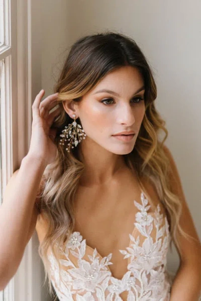 Poppy Lane London Bridal Earrings In Gold