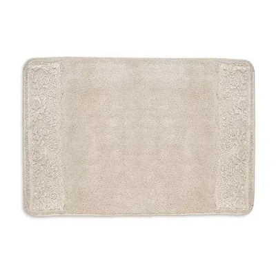Popular Bath Rose Vine Bath Rug In Sand