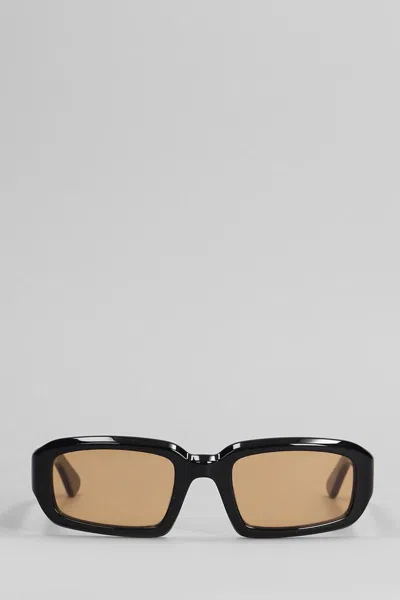 Port Tanger Mektoub Sunglasses In Black