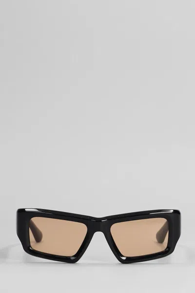 Port Tanger "mektoub" Sunglasses In Black