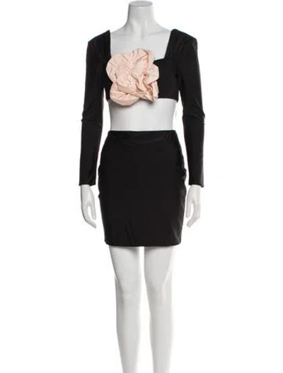 Pre-owned Portia And Scarlett Colorblock Pattern Pleated Accents Skirt Set In Black