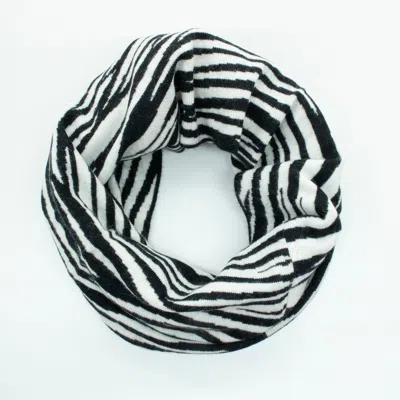 Portolano Neck Warmer In Zebra Design In Black