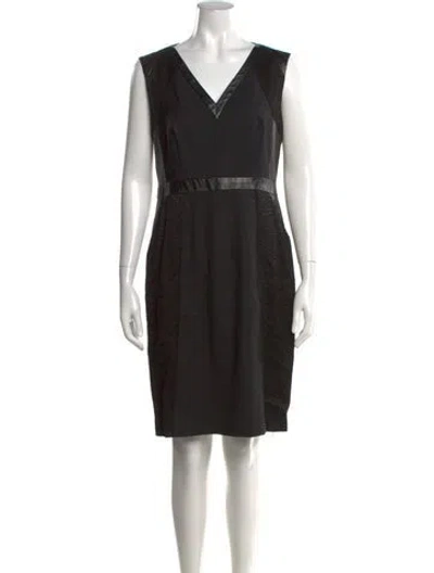Pre-owned Ports 1961 Wool Knee-length Dress In Black