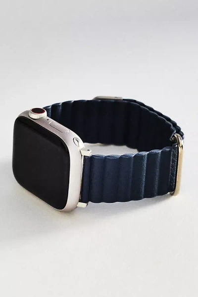 Posh Tech Dakota Magnetic Leather Apple Watch Band In Red