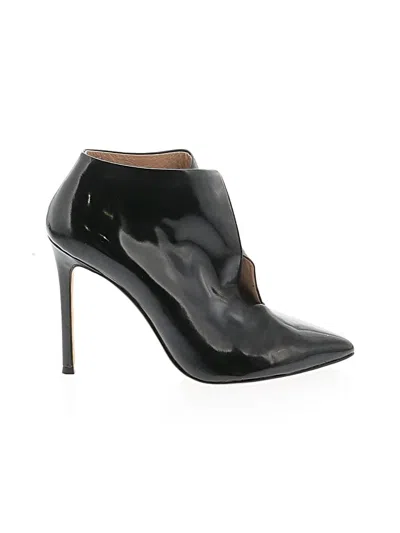 Pre-owned Pour La Victoire Ankle Boots In Black