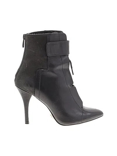 Pre-owned Pour La Victoire Ankle Boots In Black