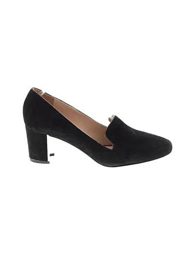 Pre-owned Pour La Victoire Flats In Black