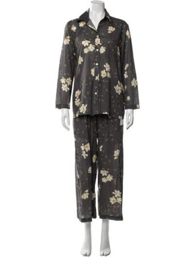 Pre-owned Pour Les Femmes Floral Print Pant Set In Gray