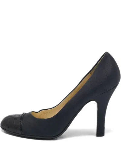 Pre-owned Prada 1009245 Grey In Black