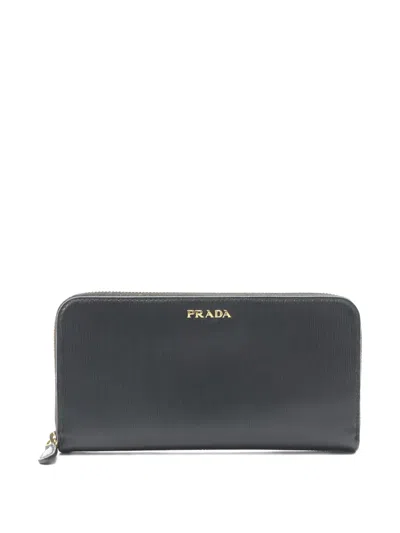 Pre-owned Prada 10s Leather Zipped Wallet In Black