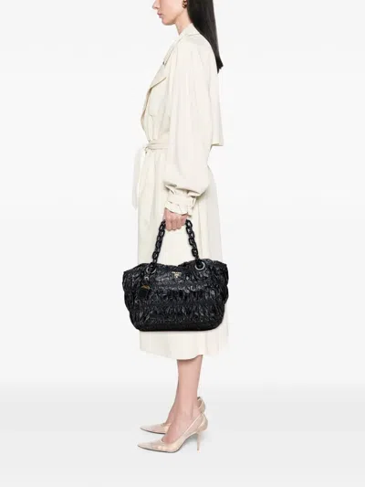 Pre-owned Prada 2000-2025 Vernice Gaufre Shopping Tote Bag In Black