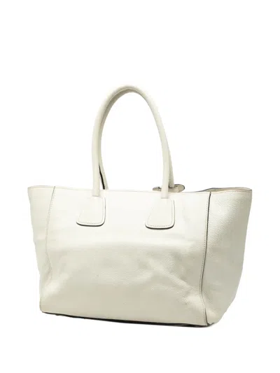Pre-owned Prada 2000-2025 Vitello Daino Front Pocket Open Convertible Tote Satchel In White