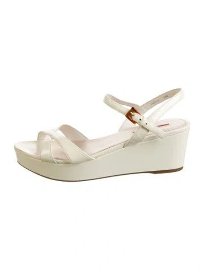 Pre-owned Prada 2000's Patent Leather Sandals In White