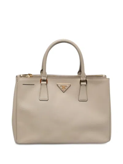 Pre-owned Prada 2000-2013 Medium Lux Galleria Satchel Bag In Grey