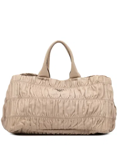 Pre-owned Prada 2000-2025 Nappa Gaufre Handbag In Brown