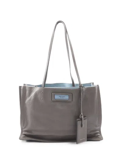 Pre-owned Prada 2000s Etiquette Tote Bag In Gray