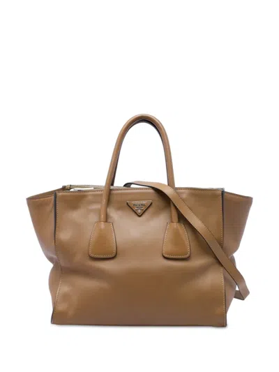 Pre-owned Prada 2010-2026 Glace Calf Twin Pocket Double Handle Satchel In 褐色