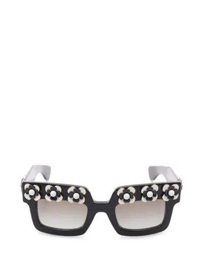 Pre-owned Prada 2010s Flower-embellished Square Sunglasses In Black