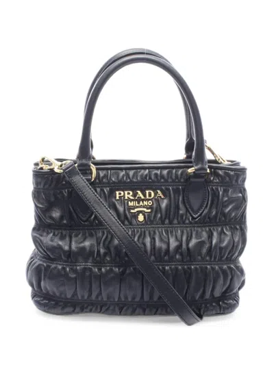 Pre-owned Prada 2010s Gaufre Ruched-leather Tote Bag In ブラック